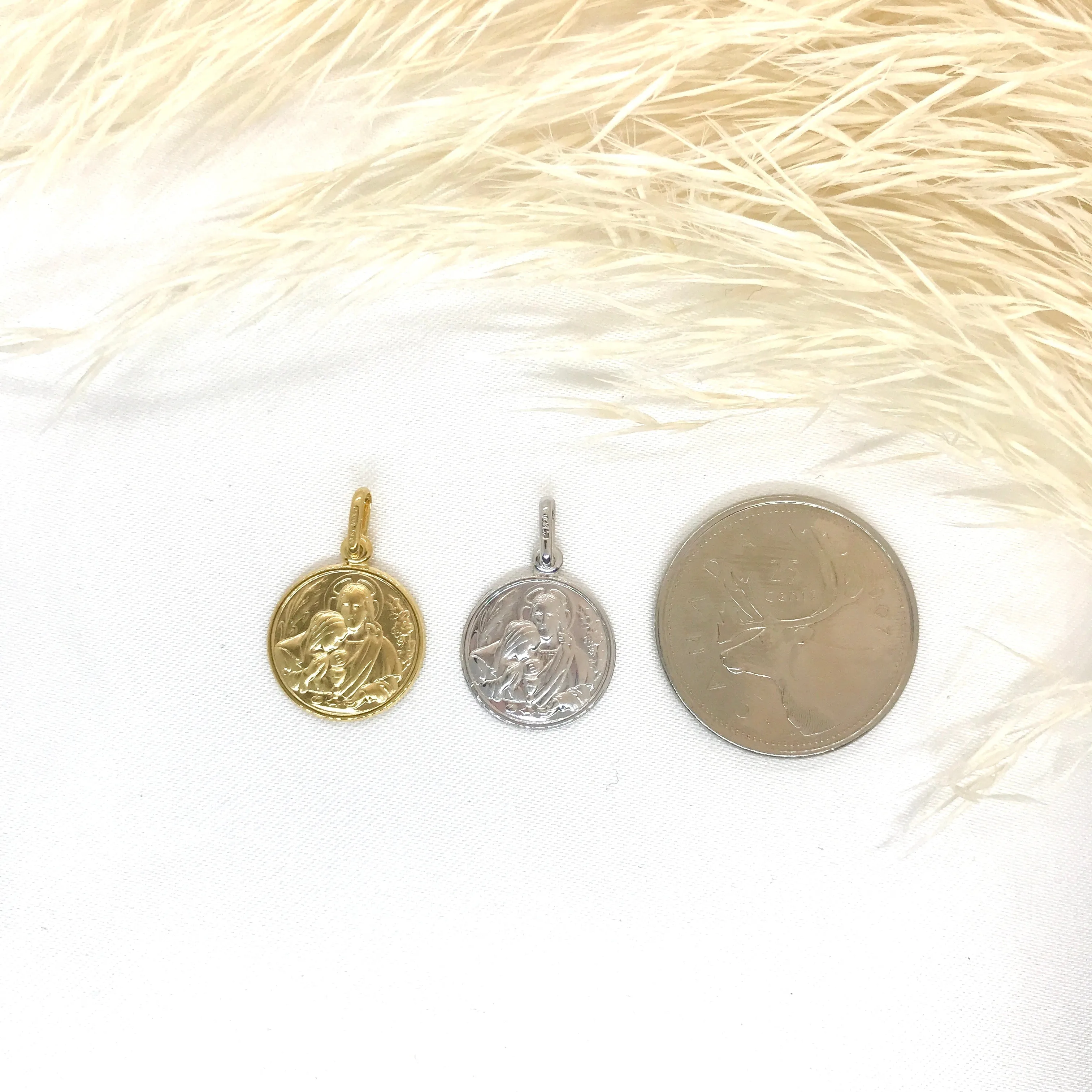 10k Gold Communion Pendant