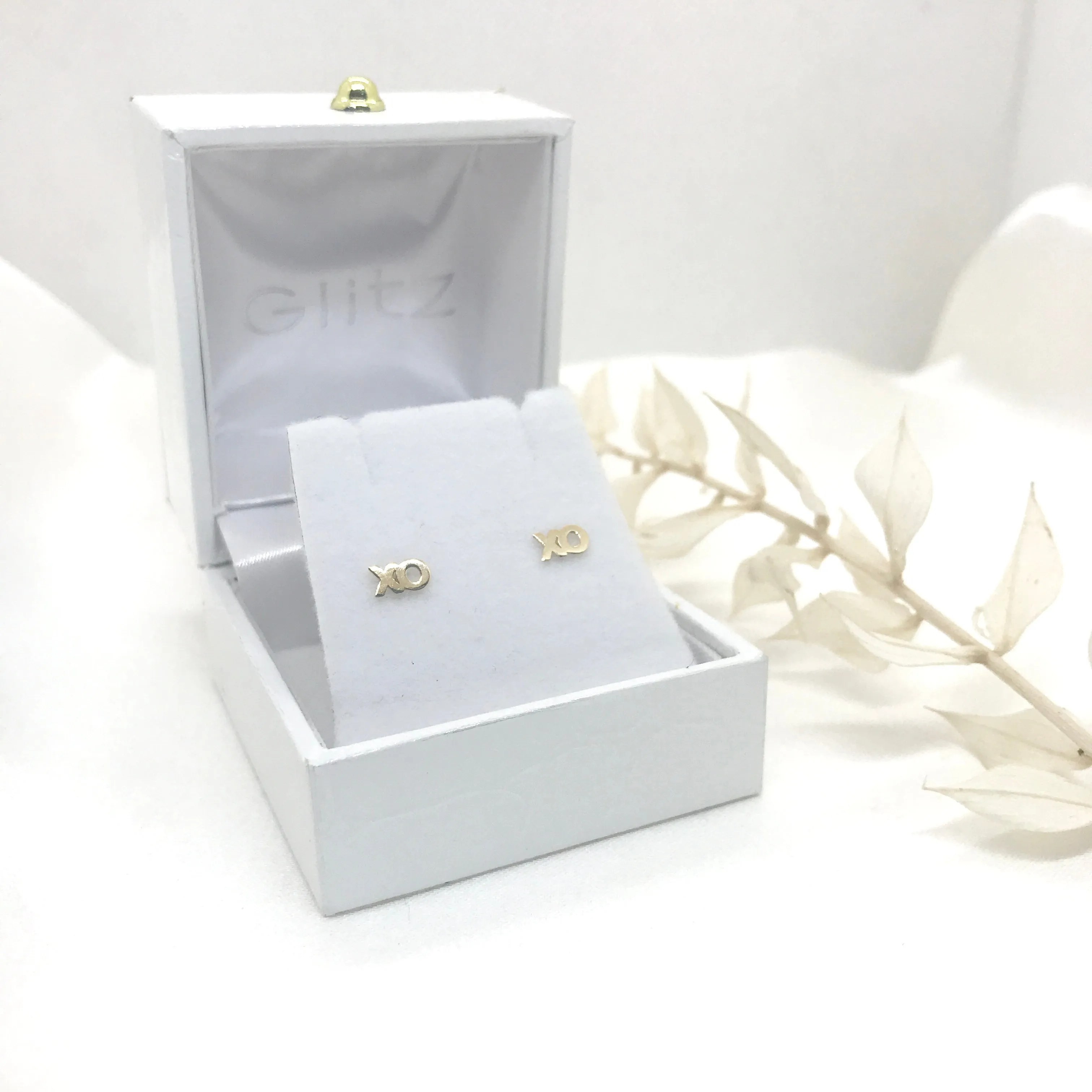 14k Gold XO Screwback Earrings