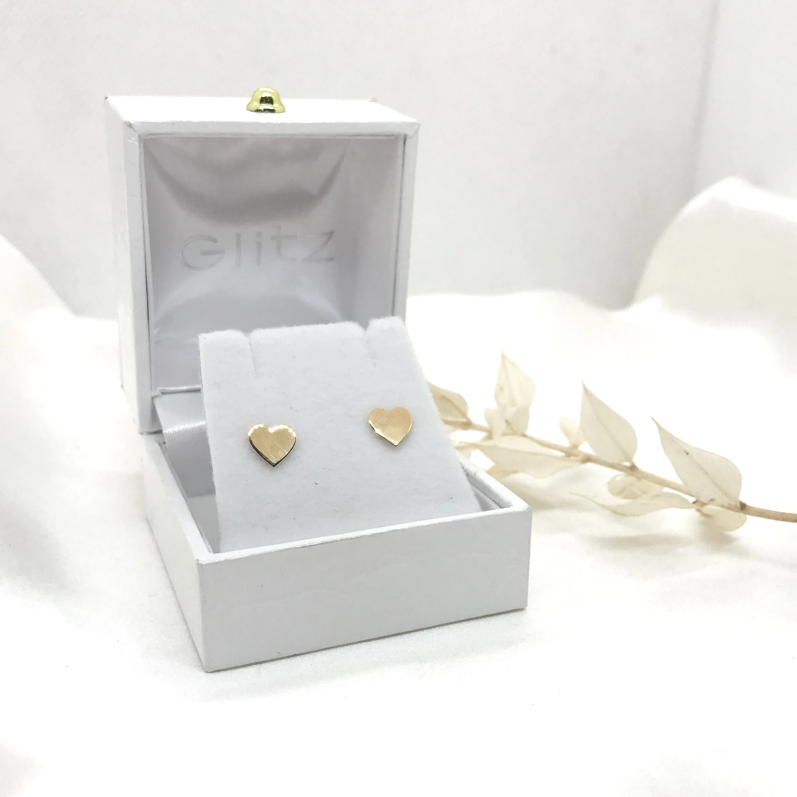 14k Yellow Gold Flat Heart Screwback Earrings