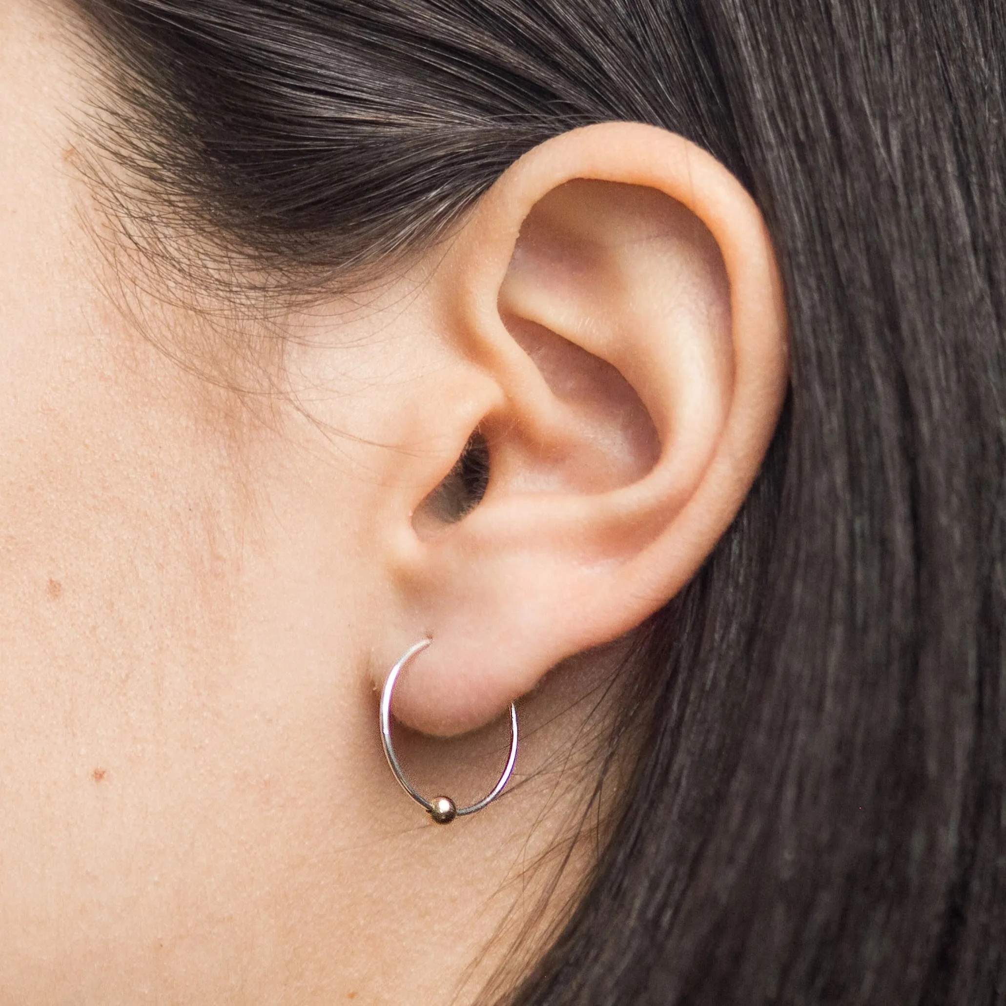 20mm Sleeper Hoop Earrings – Silver – Medium