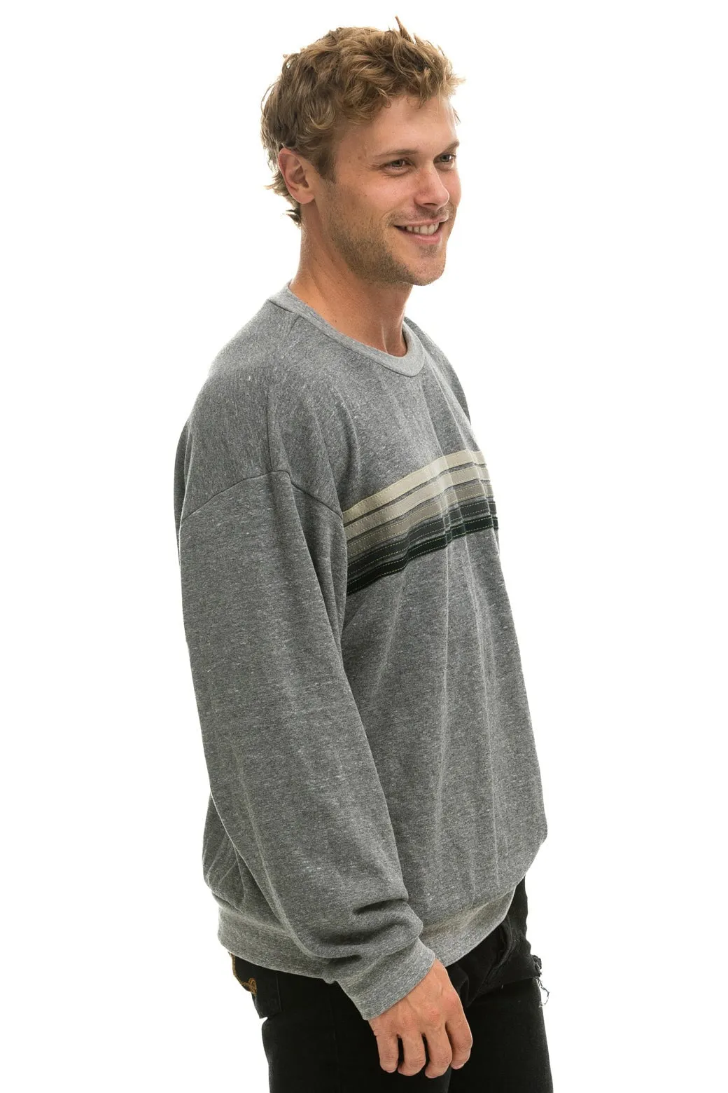 5 STRIPE RELAXED CREW SWEATSHIRT - HEATHER // GREY