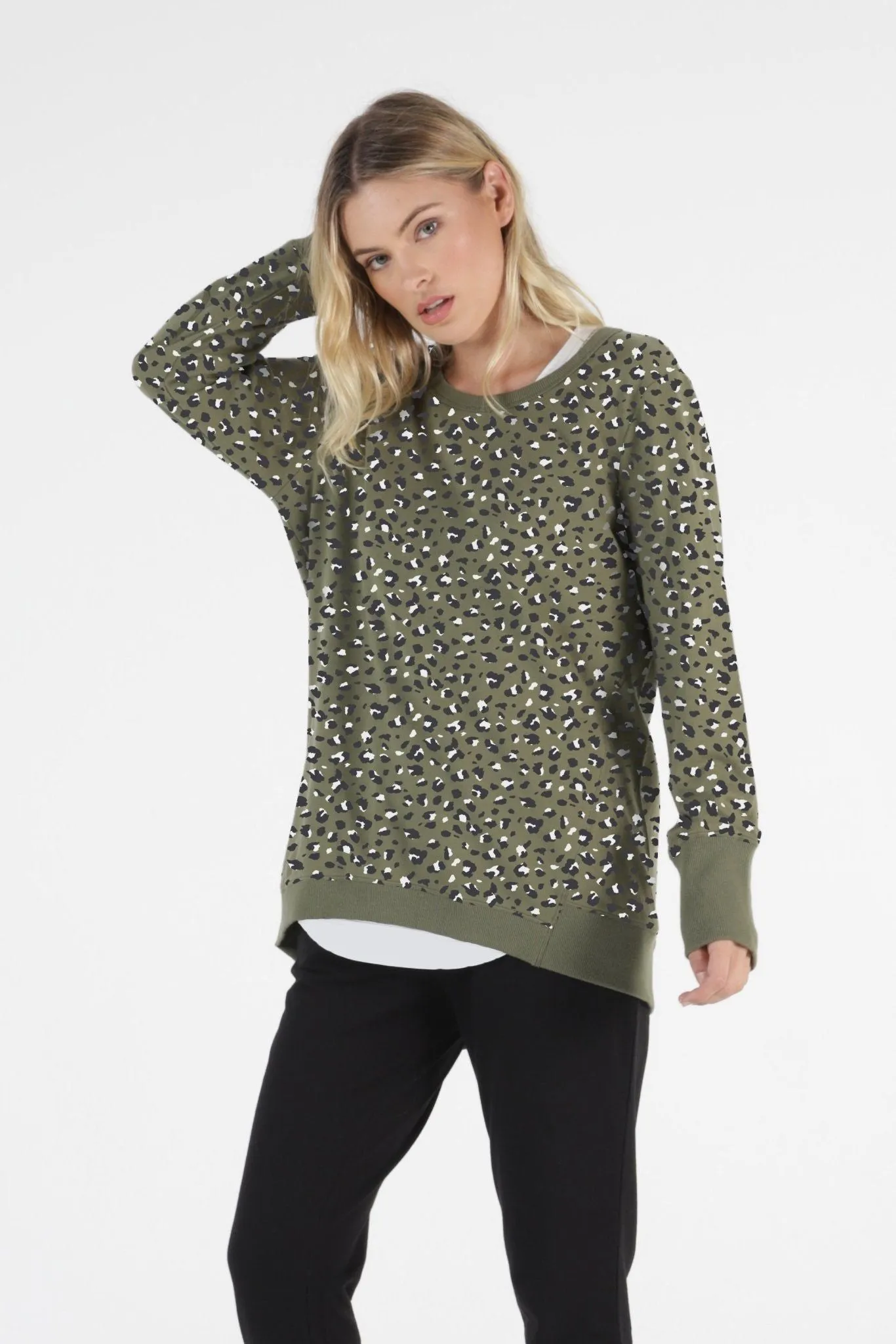 Betty Basics Dolly Sweater in Puma Print