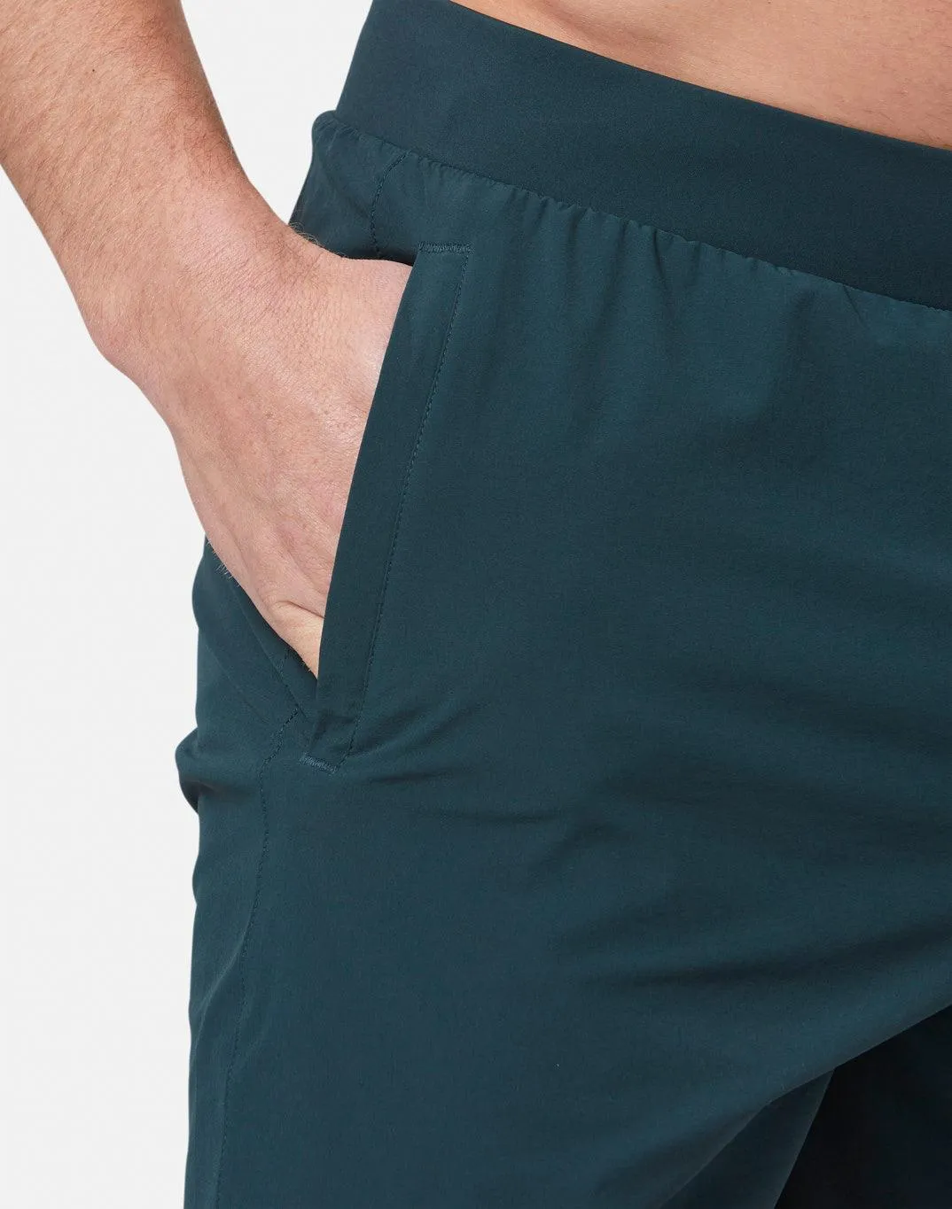 Essential 8" Shorts in Moss Green