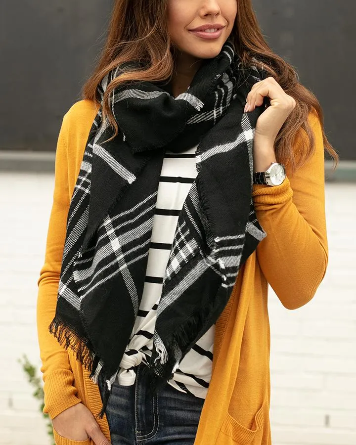 Grace & Lace Pocket Poncho/Scarf