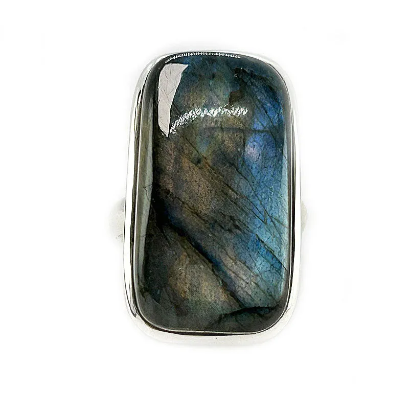 Kanti Labradorite Rectangle Ring