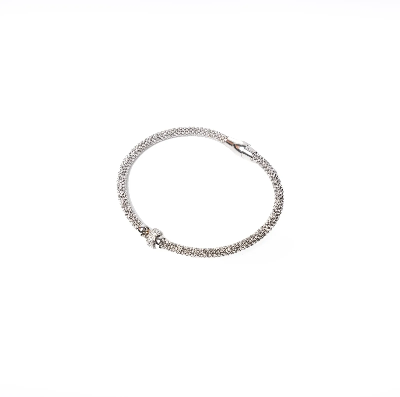 Lab Magnetic with zirconia ring  Sparkling Texture Claps Bracelet Nelissima