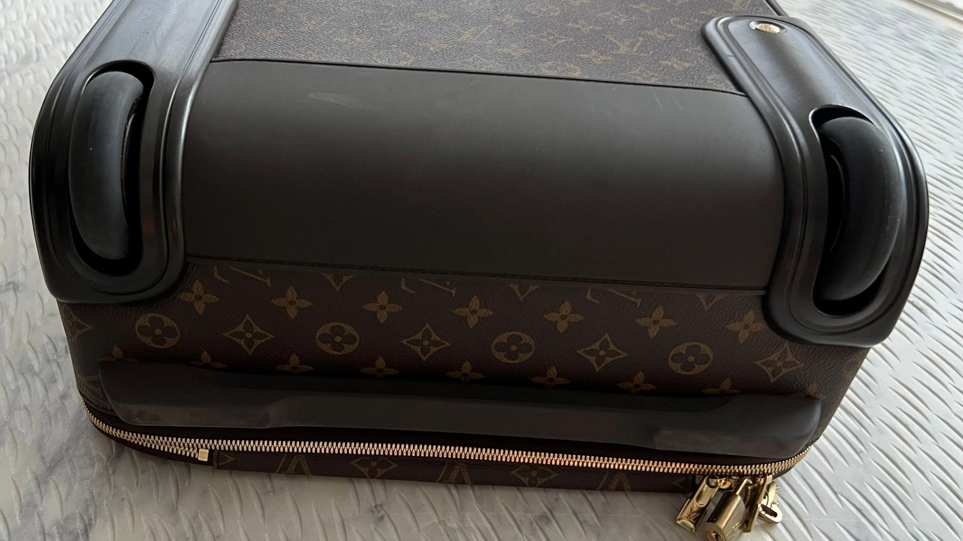 Louis Vuitton Pegase Suitcase