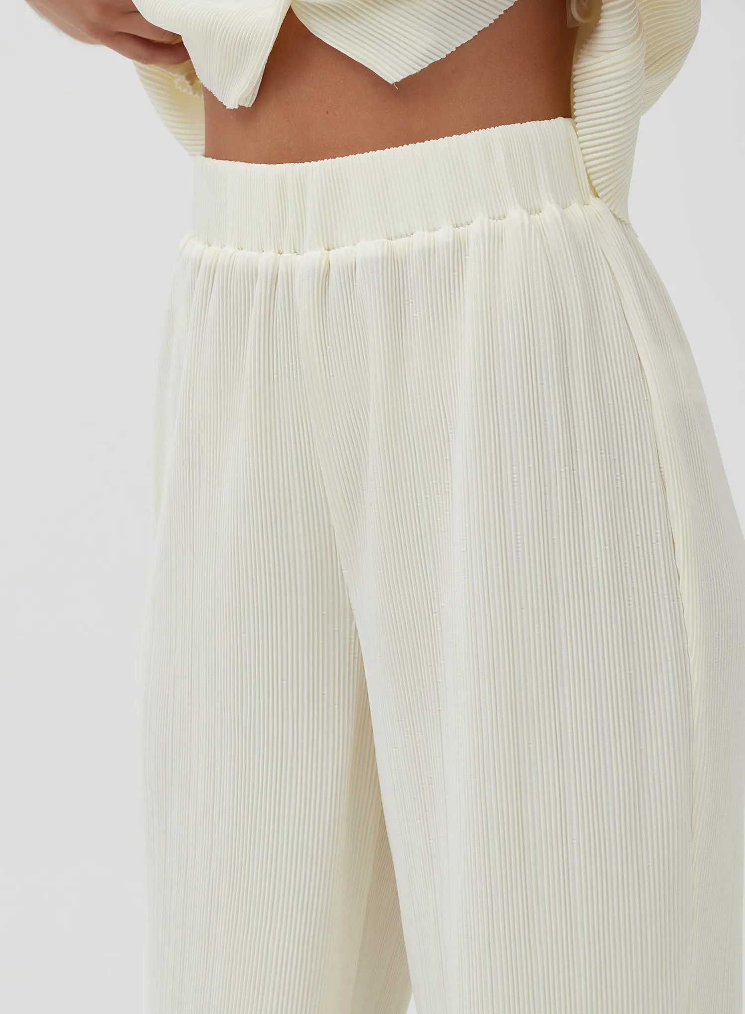 Off White Plisse Wide Leg Trouser - Dakota