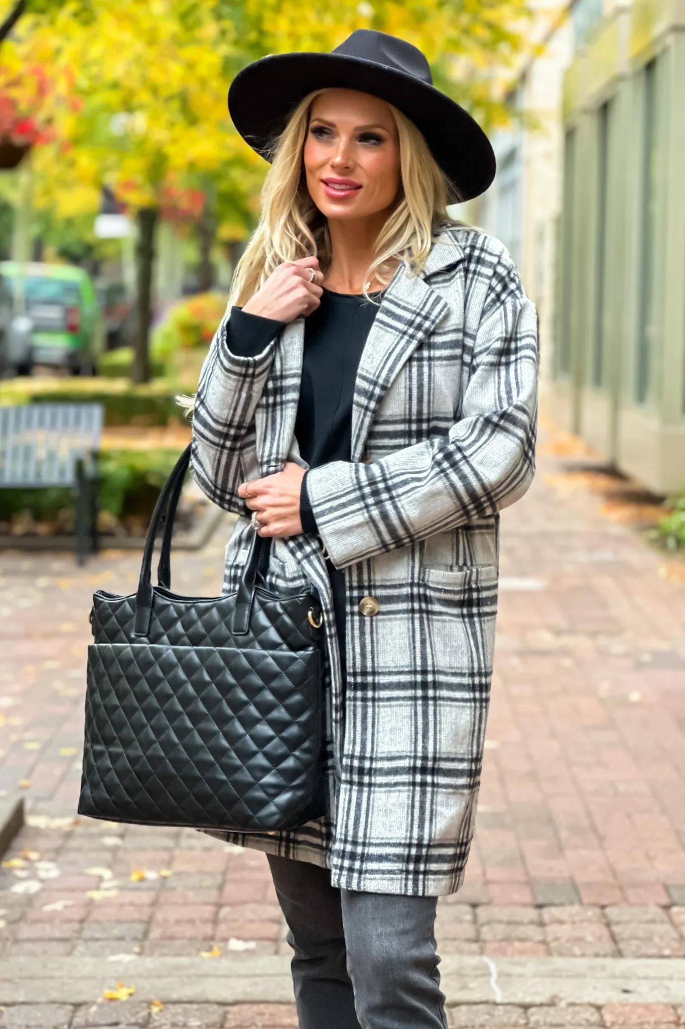 Surprise Visit Lightweight Plaid Button Down Coat : Black/Grey