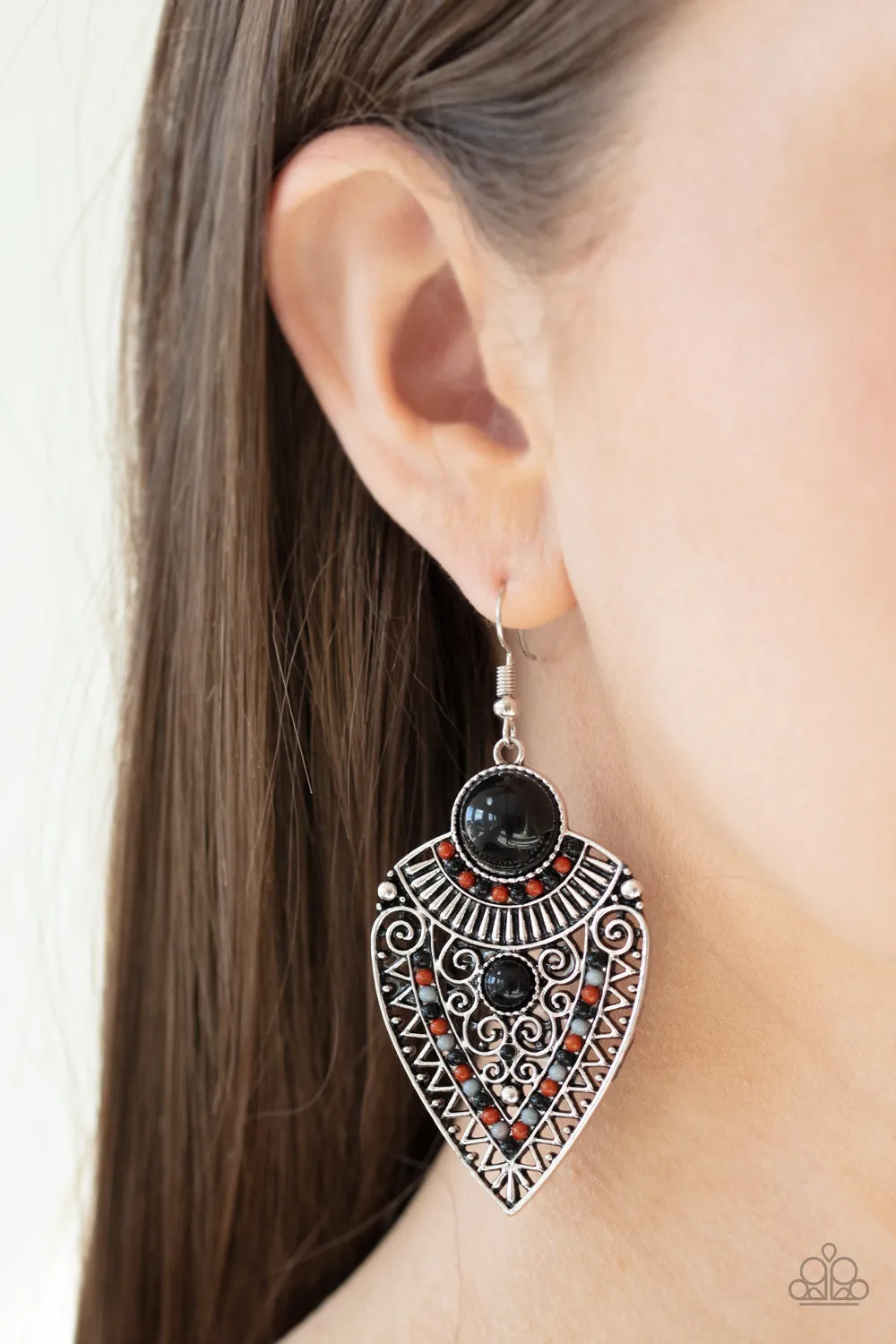 Tribal Territory Black-Earrings